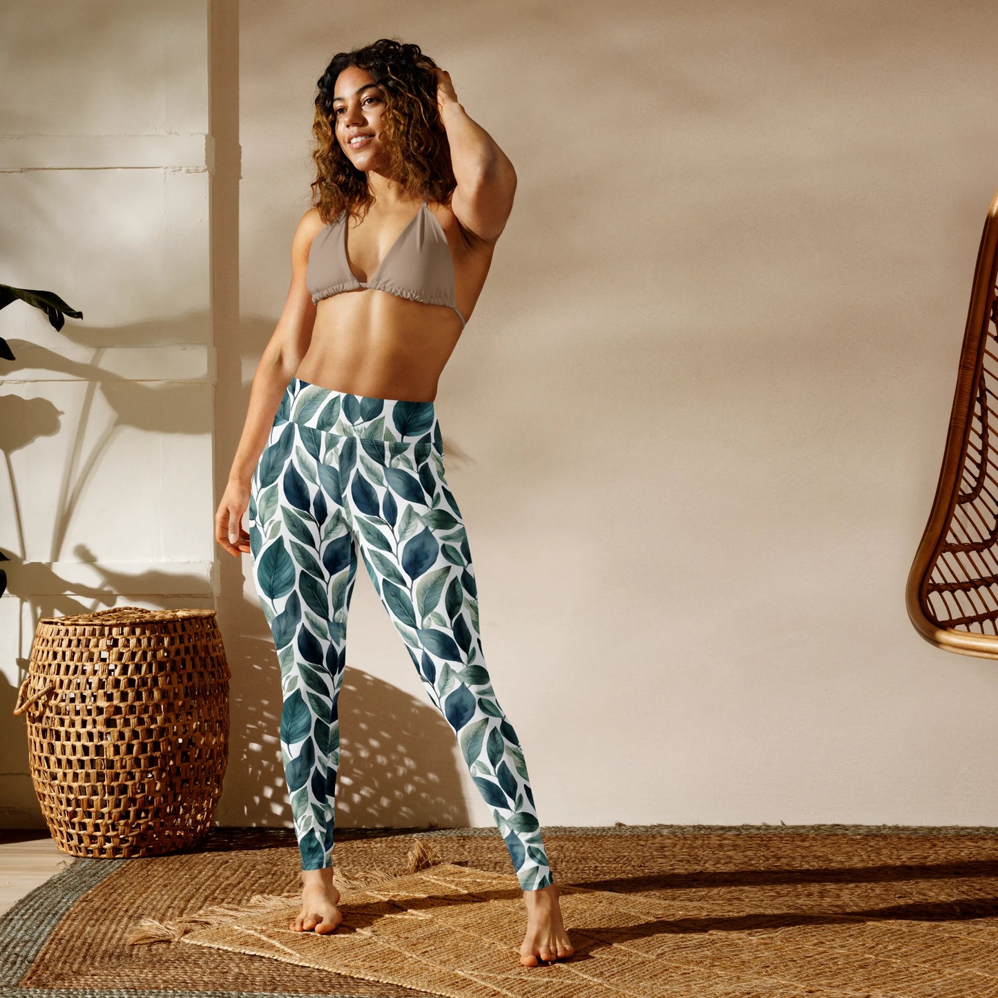 Sleek Foliage Yoga Leggings