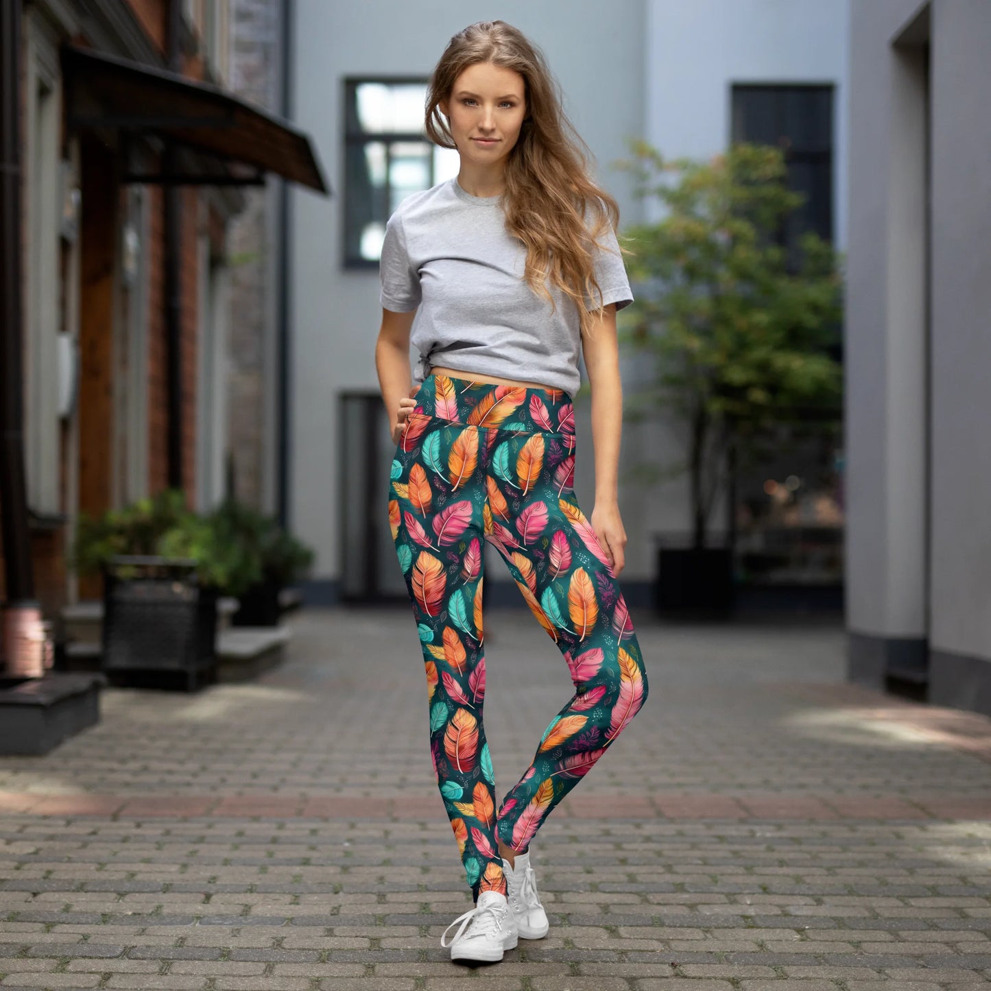 Wonderful Feathers Yoga Leggings
