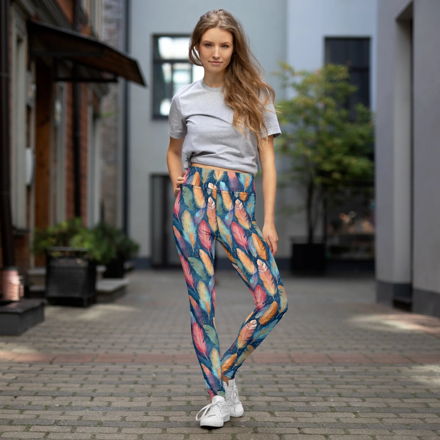 Dance of Wild Birds` Feathers Yoga Leggings