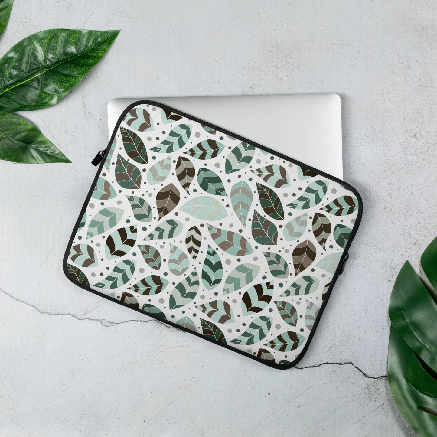 Green Leafy Ornament Laptop Sleeve