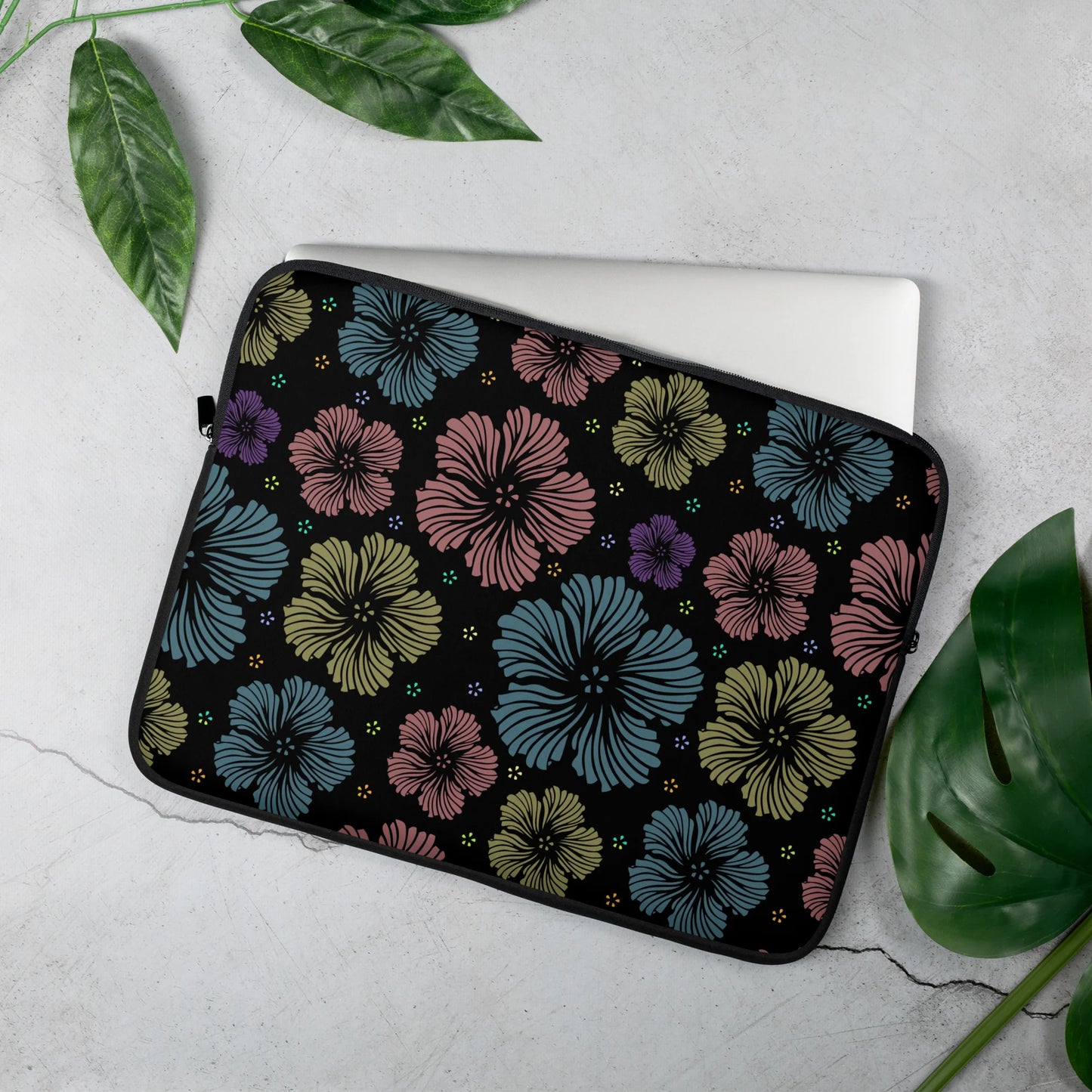 Clean Floral Vibes Laptop Sleeve